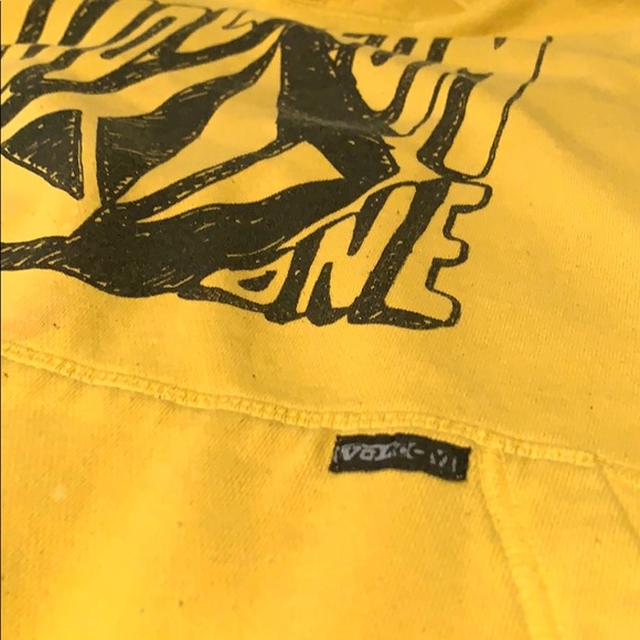 Vintage Volcom Stone sweatshirt yellow small - Picture 2 of 5
